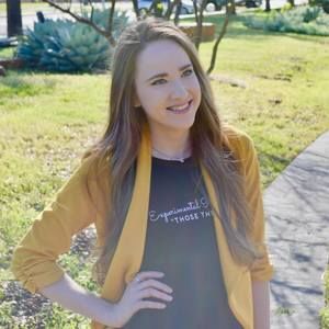 Meet your Posher, Marisa